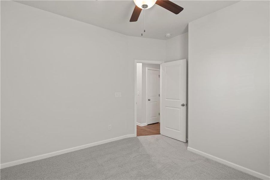 Spacious, unfurnished interior of a new home in Enclave at Parkway Village, Fairburn (Image 17).