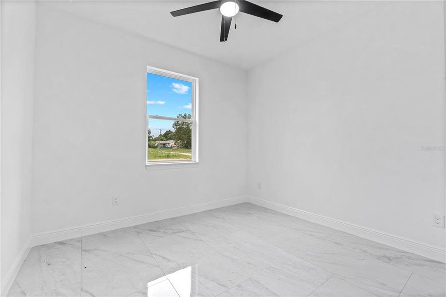 Spacious, unfurnished interior of a new home in , Summerfield (Image 11).