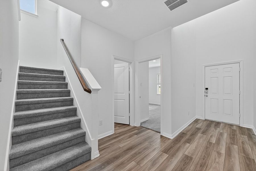 Spacious, unfurnished interior of a new home in River Ridge, Crandall (Image 29). Spacious, unfurnished interior of a new home in River Ridge, Crandall (Image 29).
