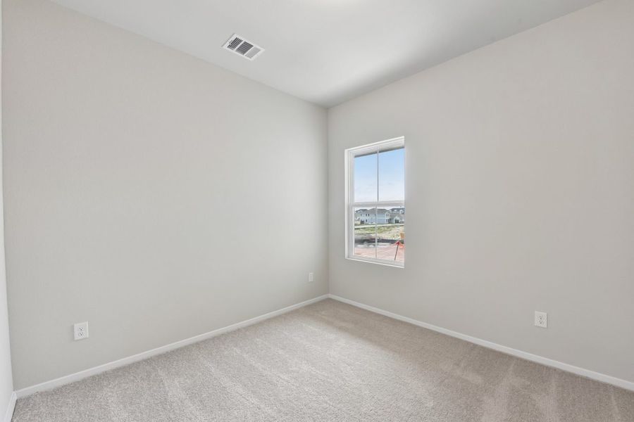 Spacious, unfurnished interior of a new home in Edgebrooke, Pflugerville (Image 22).