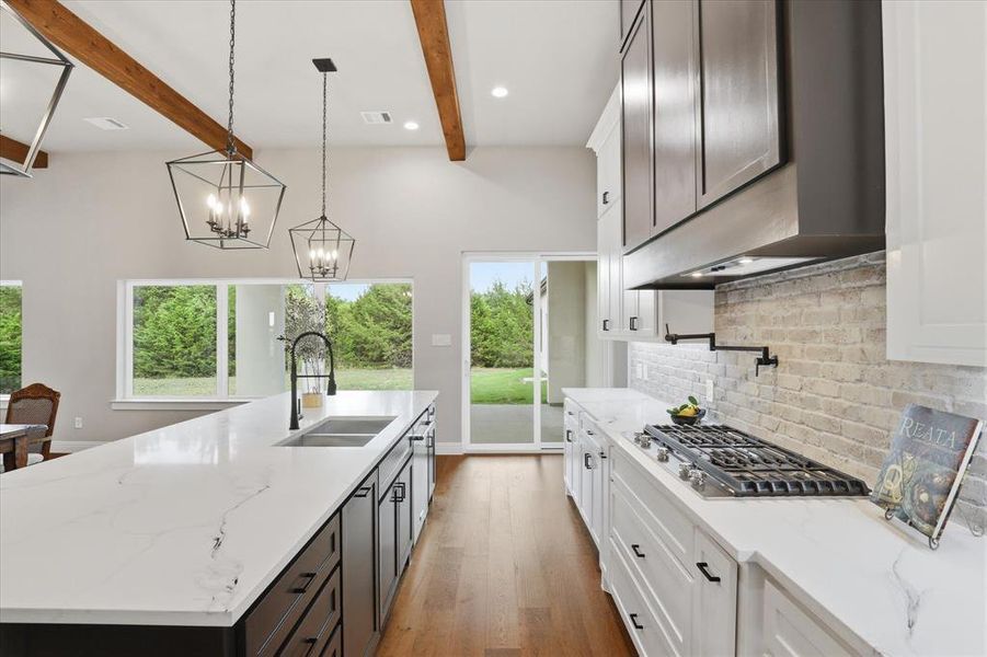 Furnished interior view inside a new home in , Waxahachie (Image 15).