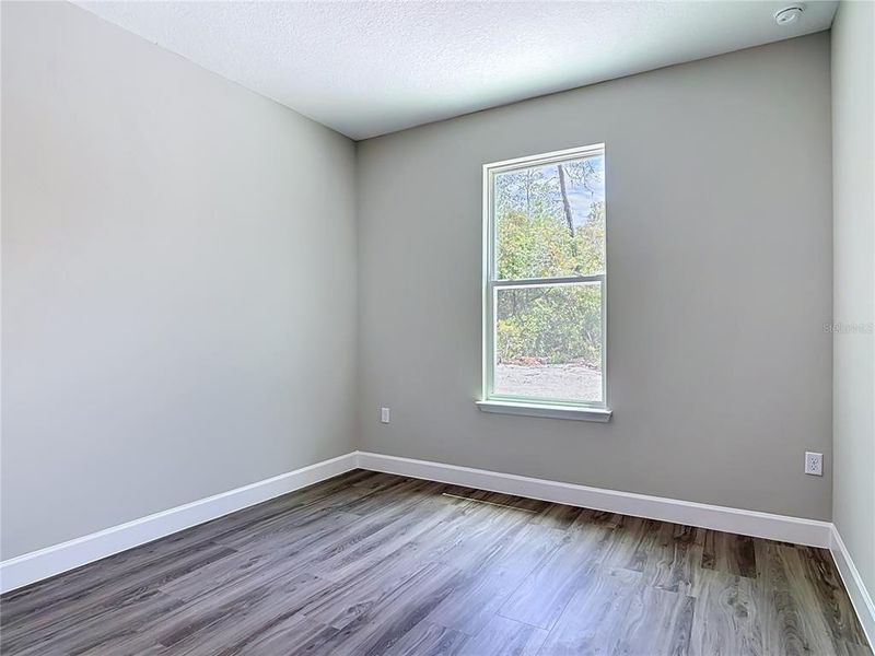Spacious, unfurnished interior of a new home in , Eustis (Image 33).