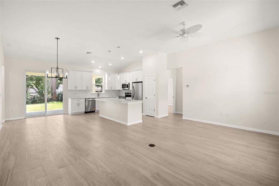 Spacious, unfurnished interior of a new home in , Debary (Image 20). Spacious, unfurnished interior of a new home in , Debary (Image 20).