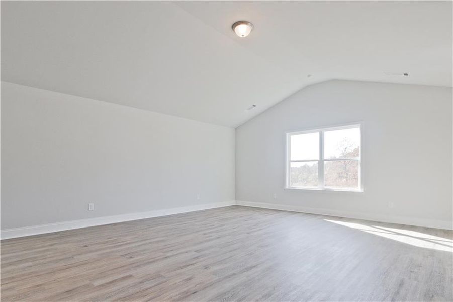 Spacious, unfurnished interior of a new home in Highland Park, Stonecrest (Image 20).