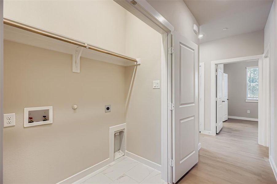 Spacious, unfurnished interior of a new home in , McKinney (Image 28).