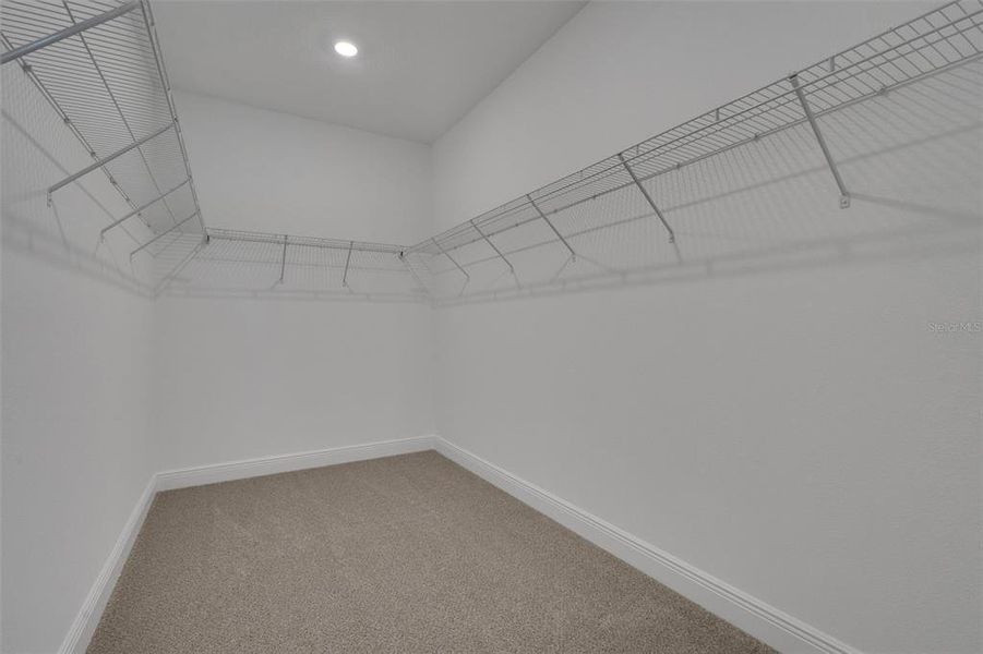 Spacious, unfurnished interior of a new home in Crossroads at Kelly Park, Apopka (Image 28).