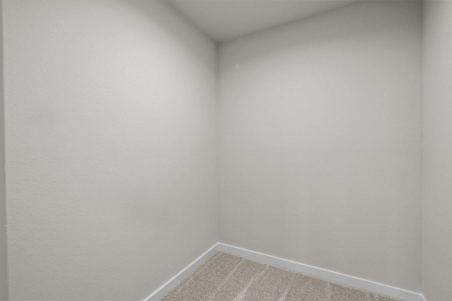 Spacious, unfurnished interior of a new home in Briarwood Crossing, Rosenberg (Image 12). Spacious, unfurnished interior of a new home in Briarwood Crossing, Rosenberg (Image 12).