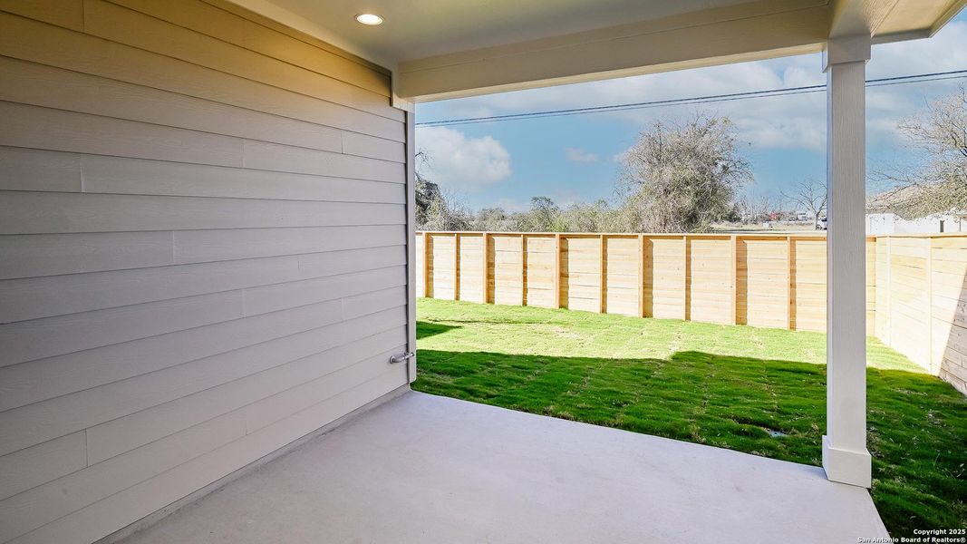 Image 24 of a home in Solms Landing 45'.