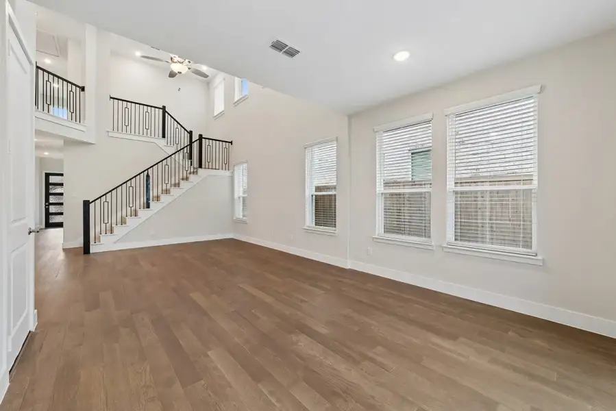 Representative unfurnished interior of a home built from the Delaney by Landon Homes in Lexington Frisco, Frisco (Image 18).