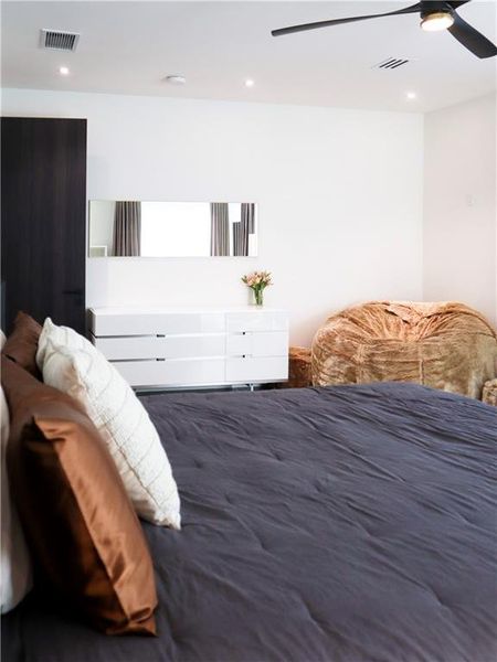 Furnished interior view inside a new home in , Atlanta (Image 19). Furnished interior view inside a new home in , Atlanta (Image 19).