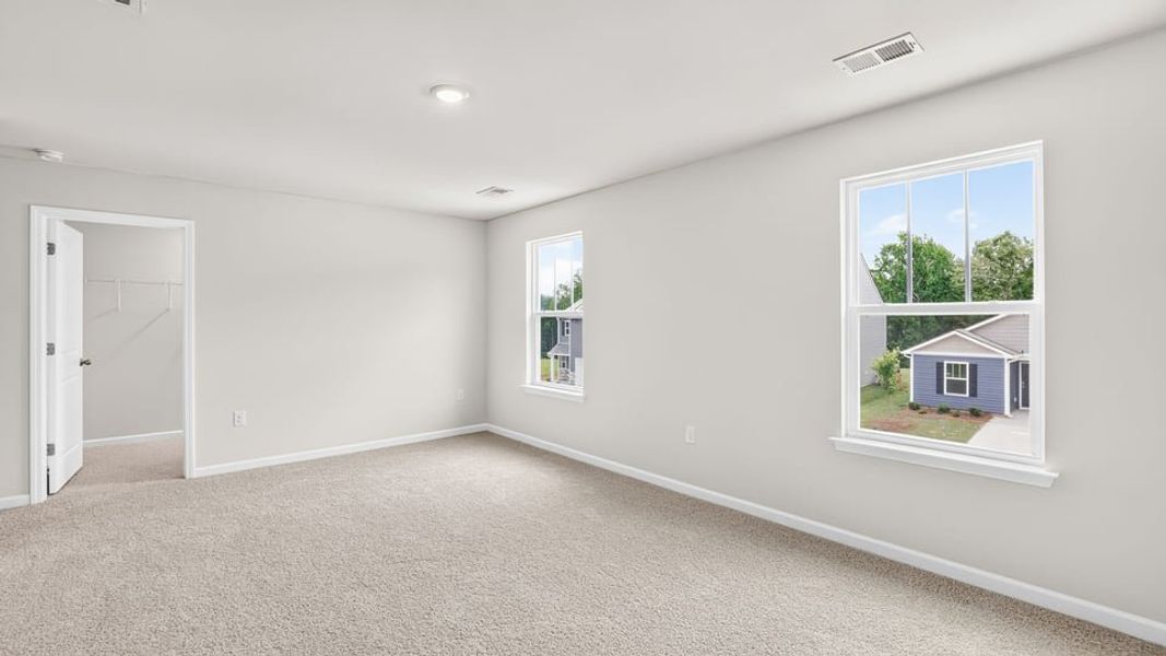 Spacious, unfurnished interior of a new home in Tyger Pines, Moore (Image 35).
