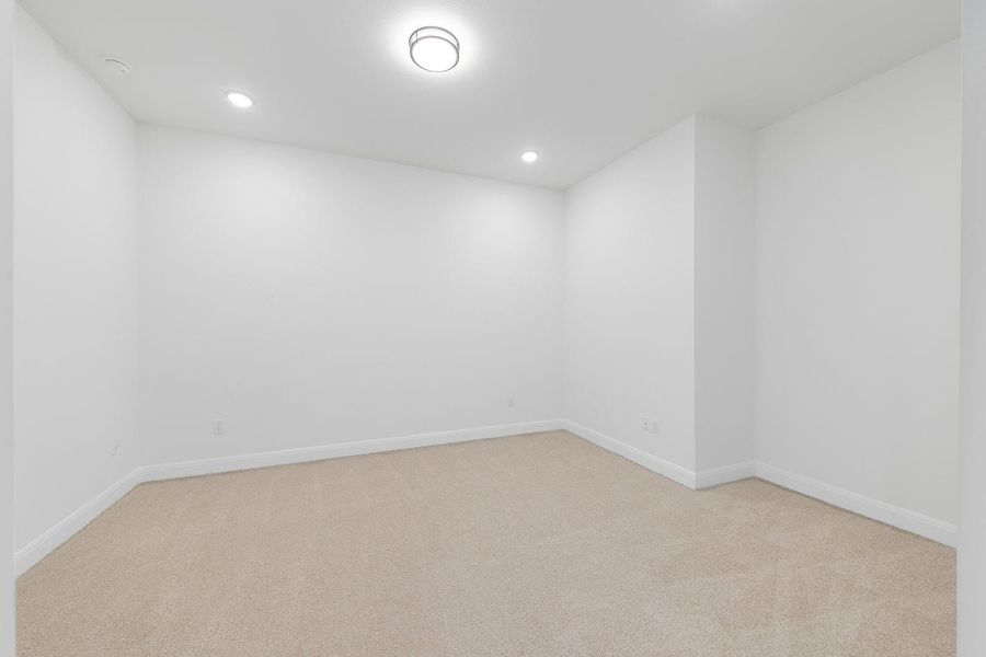 Spacious, unfurnished interior of a new home in The Hollows Canyon - 60', Lago Vista (Image 16). Spacious, unfurnished interior of a new home in The Hollows Canyon - 60', Lago Vista (Image 16).