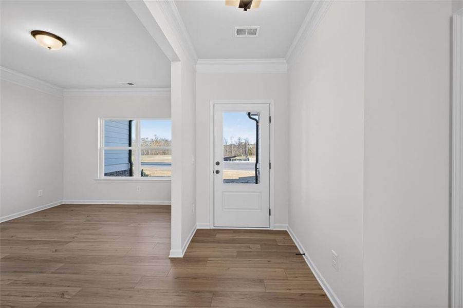 Spacious, unfurnished interior of a new home in Jones Ridge, Dallas (Image 46).