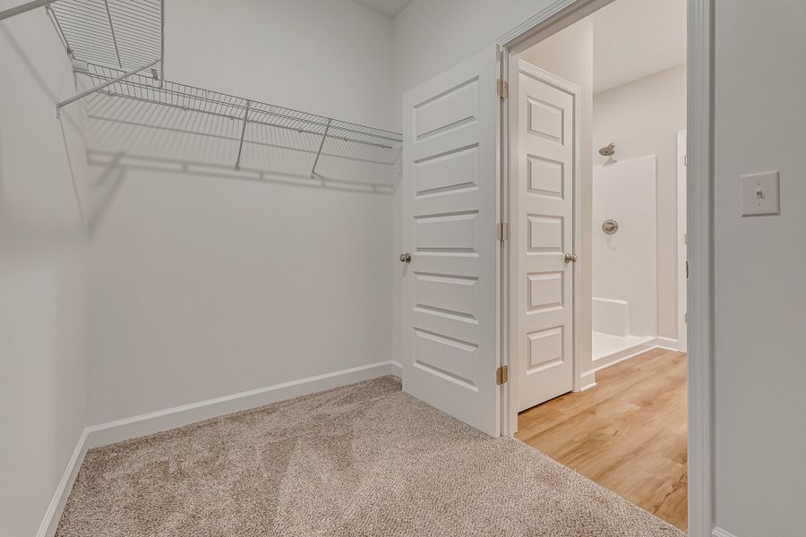 Spacious, unfurnished interior of a new home in Blossom Grove, Crestview (Image 40).