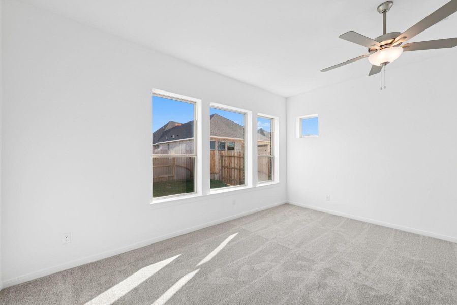 Spacious, unfurnished interior of a new home in Escondido 50' Homesites, Magnolia (Image 9).