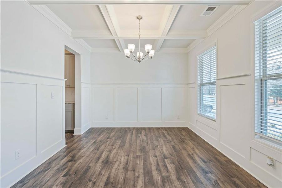 Spacious, unfurnished interior of a new home in Tributary Village, Douglasville (Image 25).