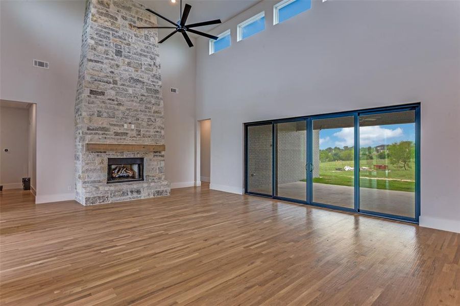 Spacious, unfurnished interior of a new home in , Aledo (Image 17). Spacious, unfurnished interior of a new home in , Aledo (Image 17).