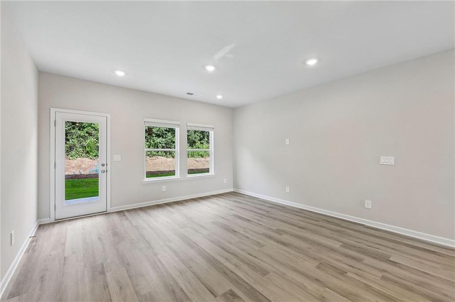 Spacious, unfurnished interior of a new home in Artisan Walk, Fairburn (Image 16).