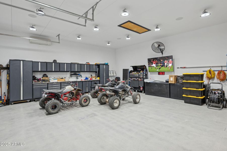 63-web-or-mls-3939-w-fox-rd 63-web-or-mls-3939-w-fox-rd