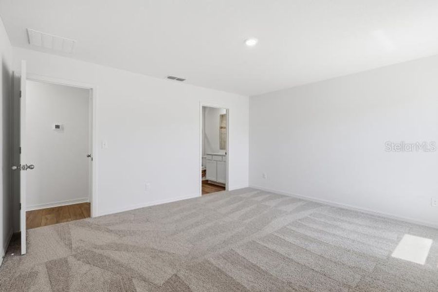 Spacious, unfurnished interior of a new home in Palm Coast, Palm Coast (Image 32).