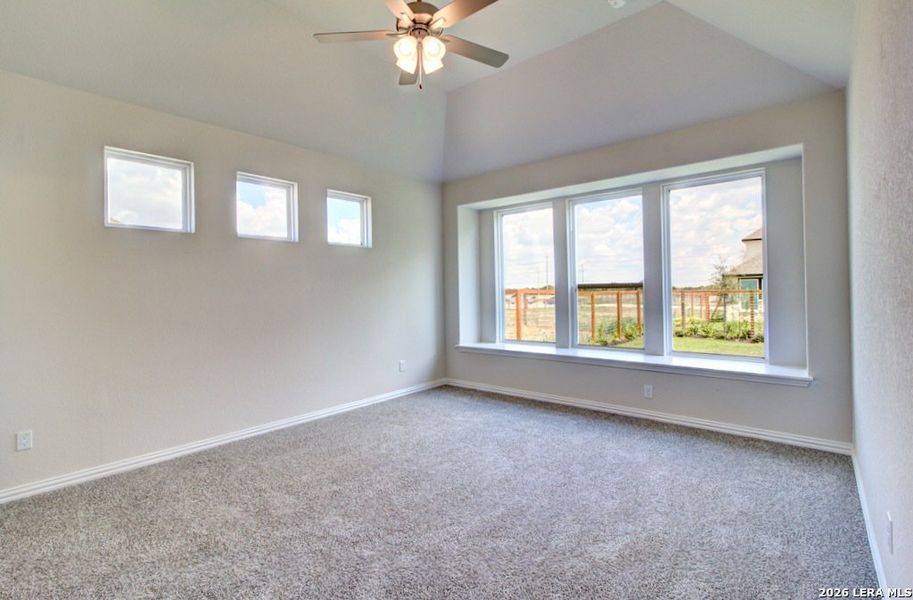 Spacious, unfurnished interior of a new home in The Crossvine, Schertz (Image 16).