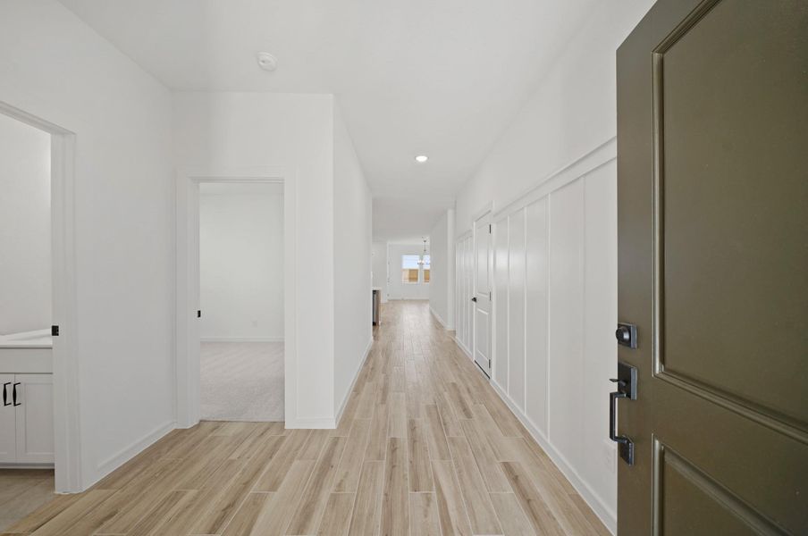 Inviting foyer with feature wall