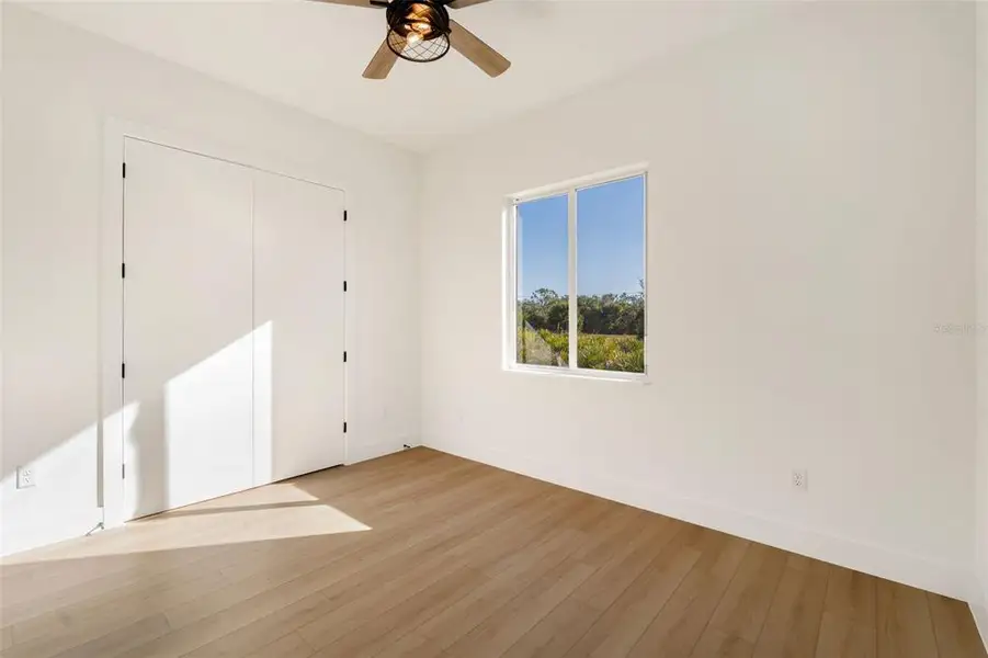 Spacious, unfurnished interior of a new home in , Placida (Image 14).