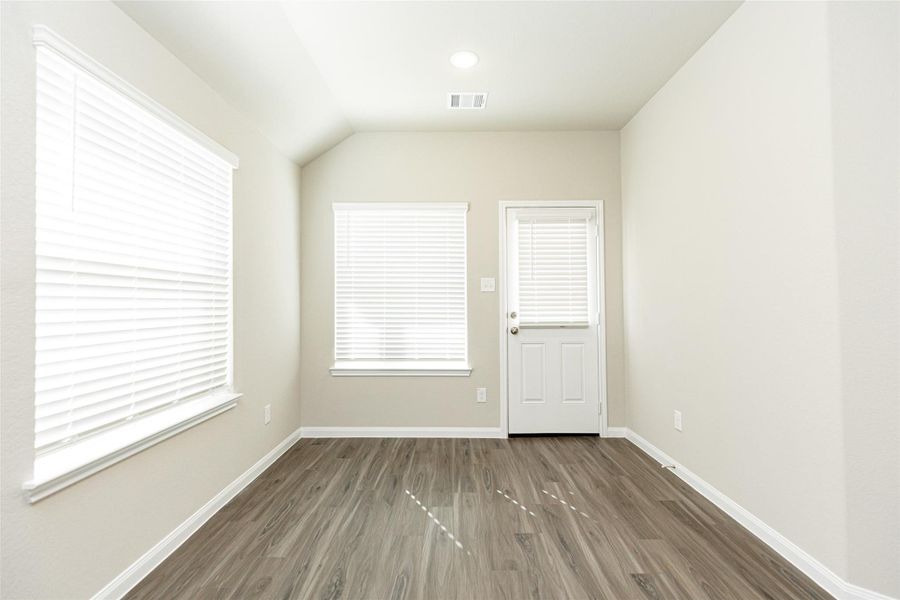 Image 17 of a home in Hunter's Creek. Image 17 of a home in Hunter's Creek.