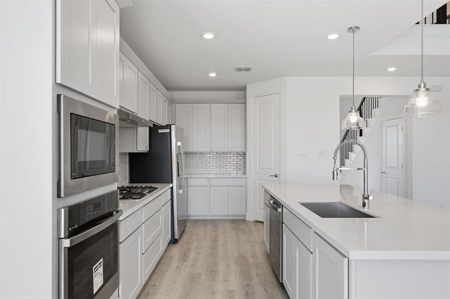 825 Cottontail Way ~ Ready Now 825 Cottontail Way ~ Ready Now