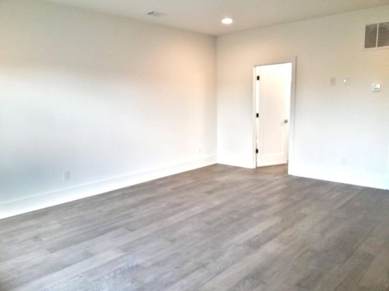 Spacious, unfurnished interior of a new home in , Decatur (Image 30).