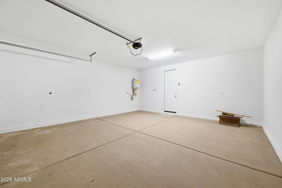 hj-az-phoenix-hawes-crossing-venture-jas