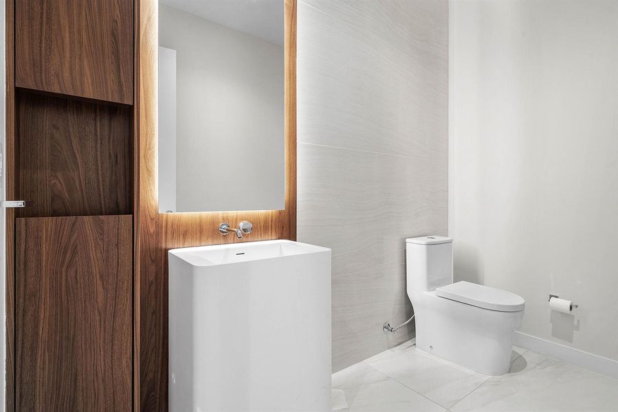 Bathroom Bathroom