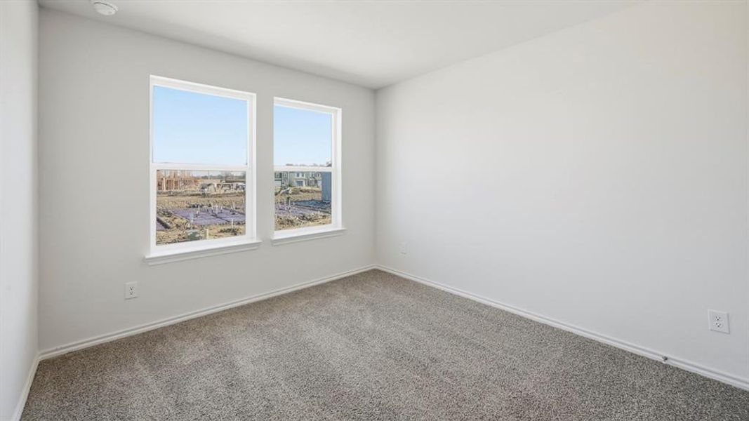 Spacious, unfurnished interior of a new home in Arbor Trails South, Princeton (Image 20).