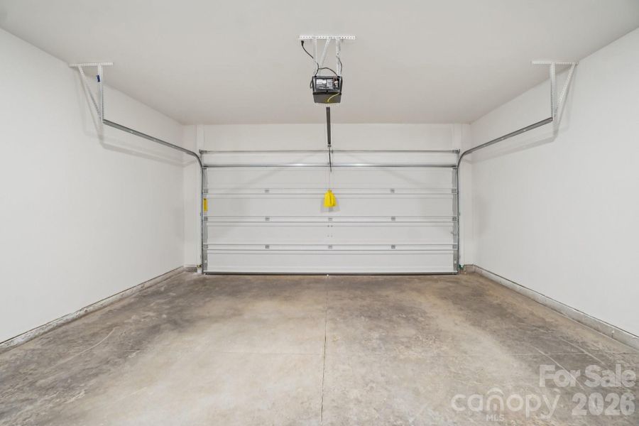 Spacious, unfurnished interior of a new home in , Weaverville (Image 34).
