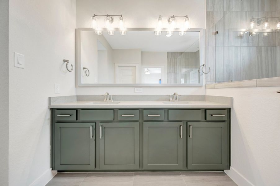 Owner's Bath Owner's Bath