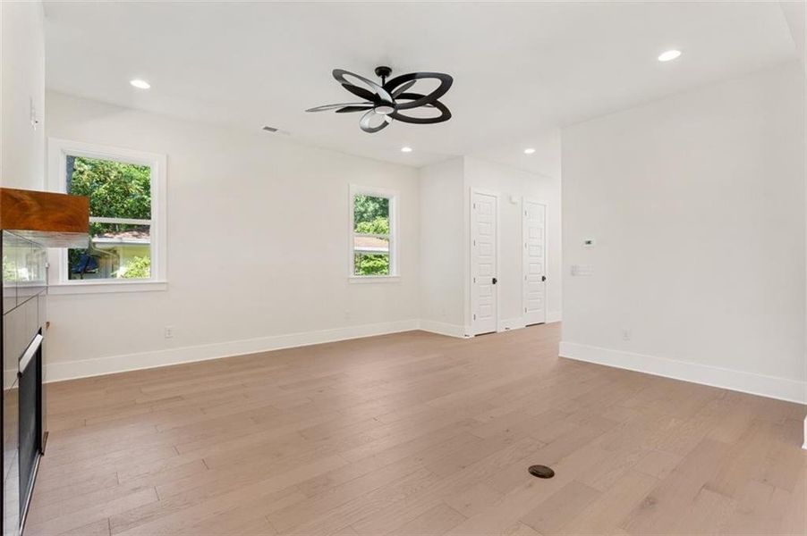 Spacious, unfurnished interior of a new home in , Smyrna (Image 39).