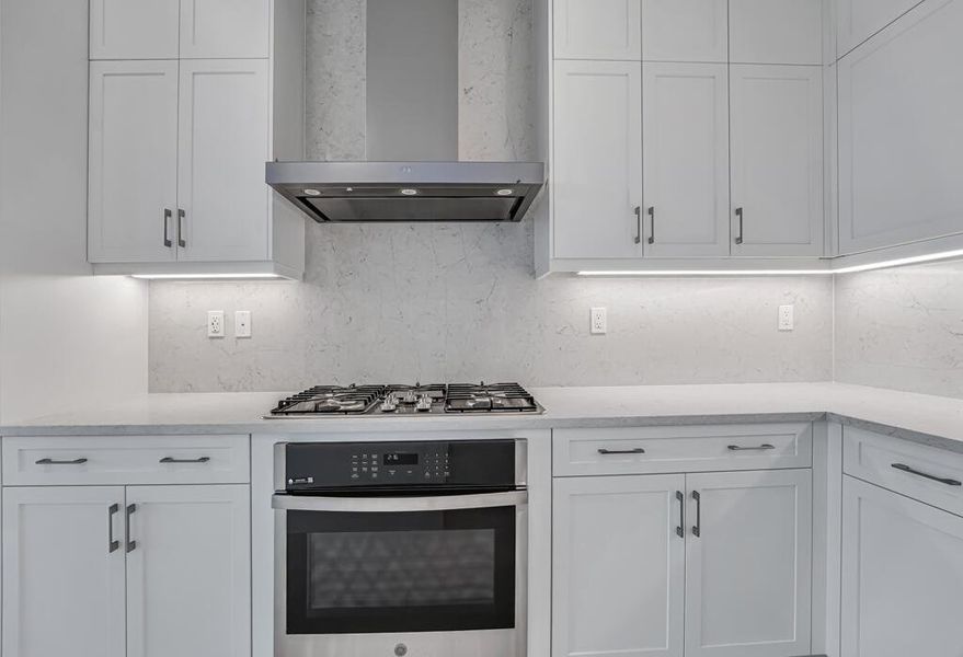 Furnished interior view inside a new home in Apex at Avenir, Palm Beach Gardens (Image 74). Furnished interior view inside a new home in Apex at Avenir, Palm Beach Gardens (Image 74).