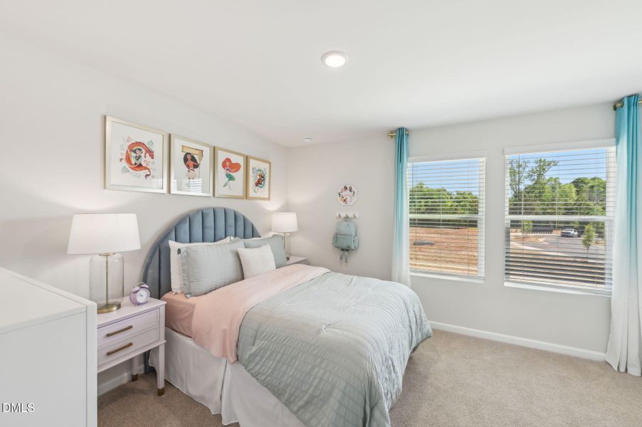 30-web-or-mls-Raleigh - Oakwood - 1066 W