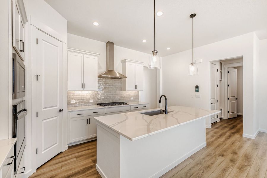 8777 San Diego - Kitchen