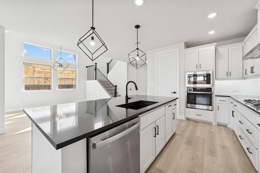Furnished interior view inside a new home in Mantua Point Classics, Van Alstyne (Image 5). Furnished interior view inside a new home in Mantua Point Classics, Van Alstyne (Image 5).