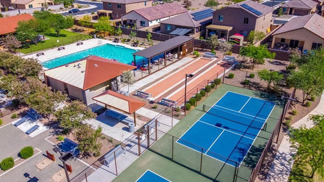 Community amenities in North Copper Canyon, Surprise (Image 5).