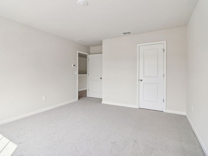 Spacious, unfurnished interior of a new home in Harmony Manor, Fairburn (Image 18).