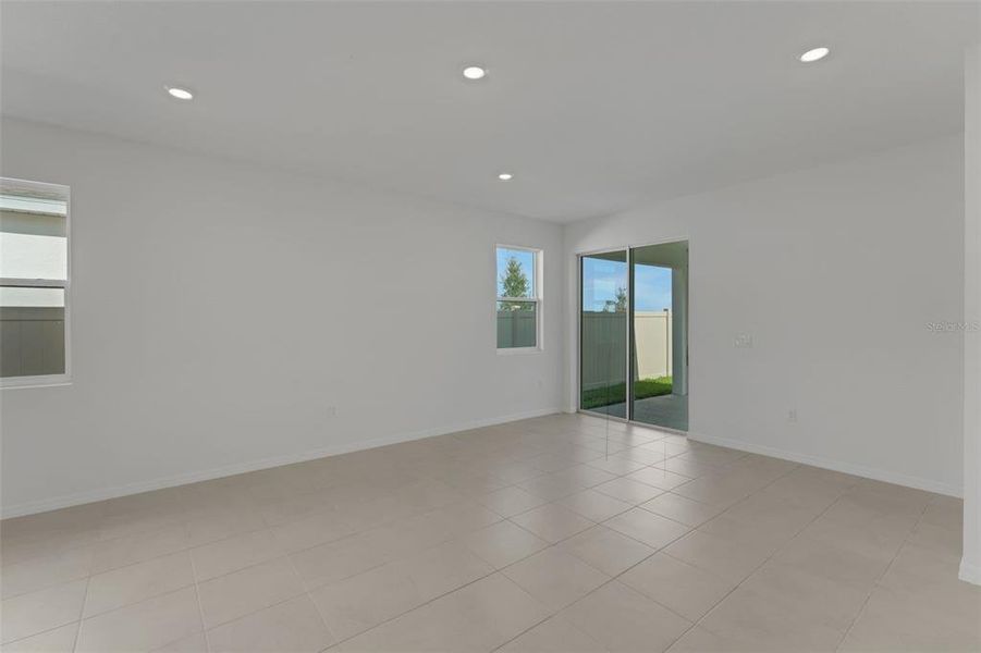 Spacious, unfurnished interior of a new home in Seaire, Parrish (Image 34).