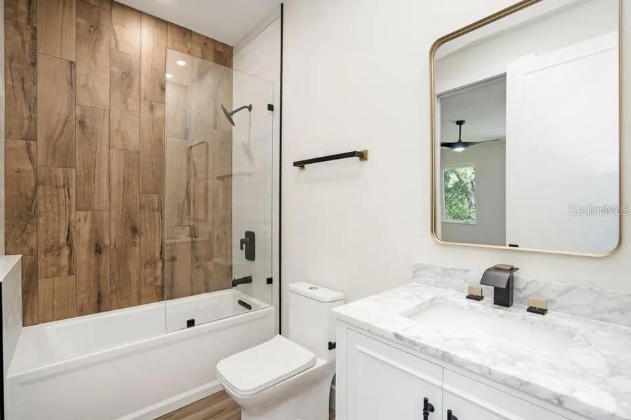 Furnished interior view inside a new home in , Sarasota (Image 9).