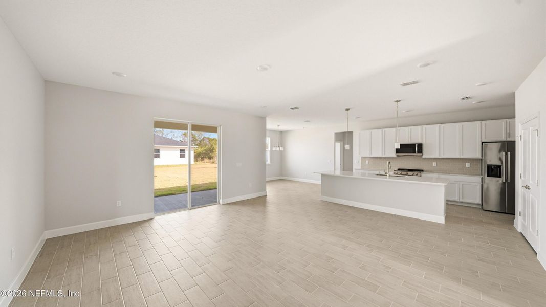 Spacious, unfurnished interior of a new home in , Palm Coast (Image 23).