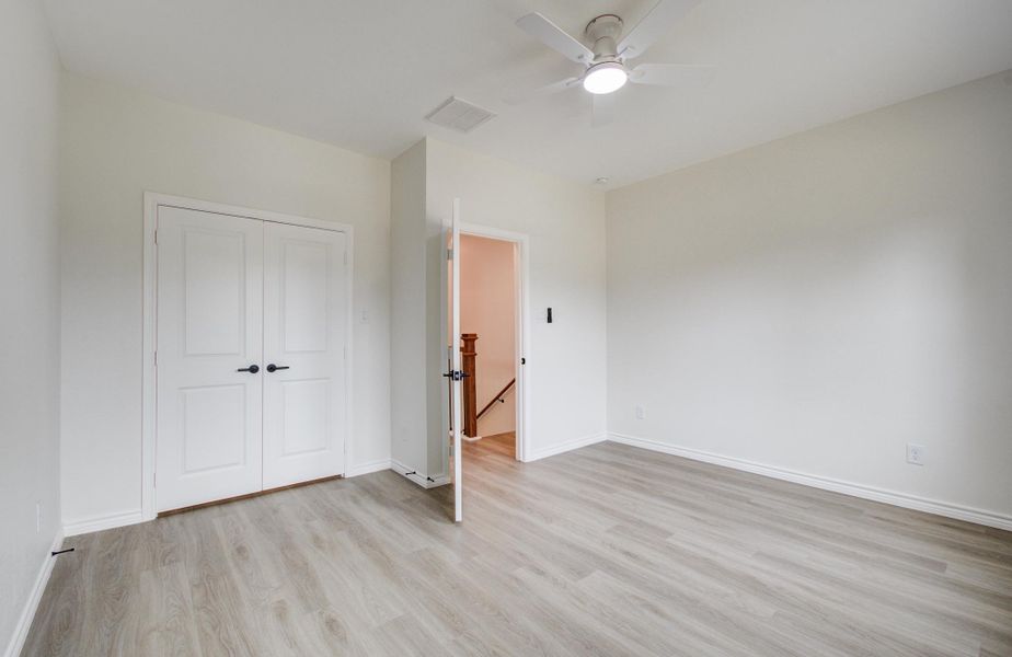 Picture is not of the actual home. It is a representative of a home of the same floor plan. Picture is not of the actual home. It is a representative of a home of the same floor plan.