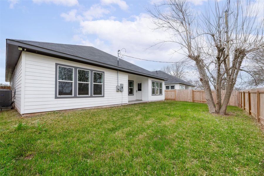 Private and great for entertaining. Private and great for entertaining.