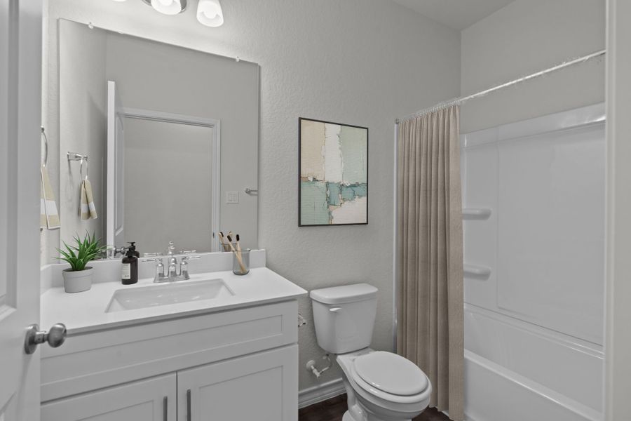 Representative furnished interior of a home built from the Barrett by Pulte Homes in Horizon Ridge, San Antonio (Image 4). Representative furnished interior of a home built from the Barrett by Pulte Homes in Horizon Ridge, San Antonio (Image 4).