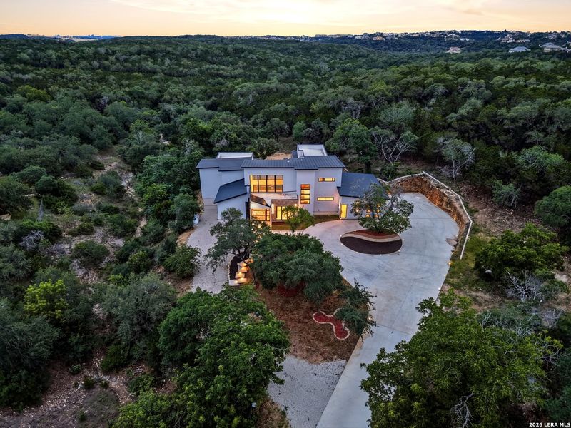 Image 65 of a home in .