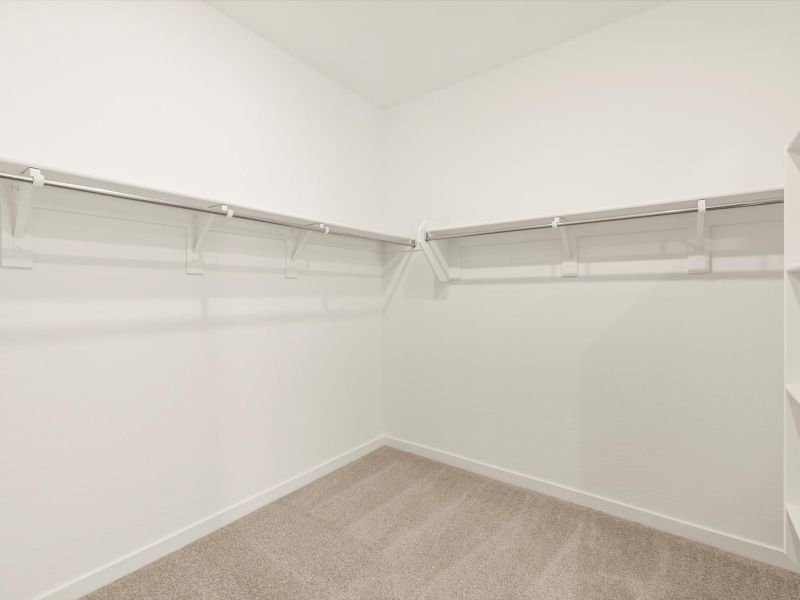 Spacious, unfurnished interior of a new home in Bella Vista Farms Estate Series, San Tan Valley (Image 12).